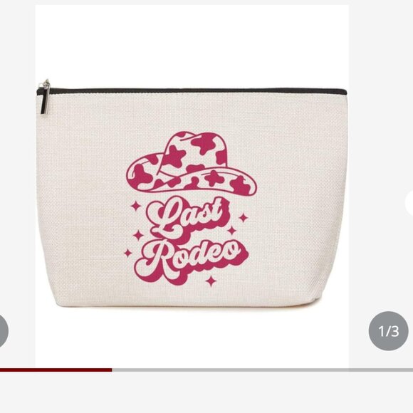 GIRLS TRIP 3 PIECE BUNDLE OF FACE ICE ROLLER AND TWO CANVAS POUCHES! NEW - Picture 2 of 3